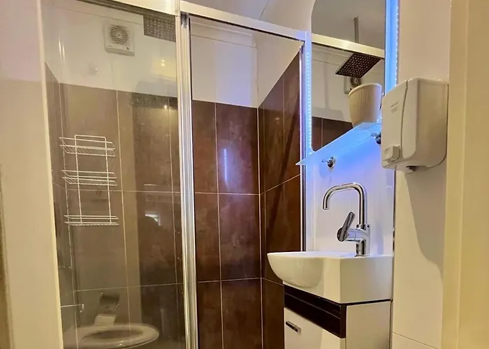 Kizilay Shopping Mall Luxury Metro 1 Min Self Check-in Apartment Ankara